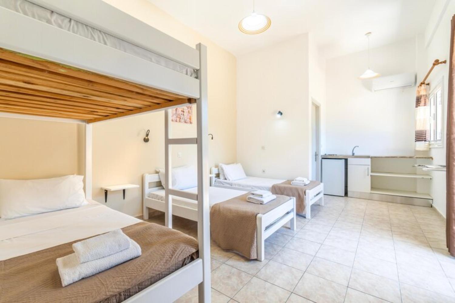 Tiara Holidays - Saint Peter Bay - Family Room